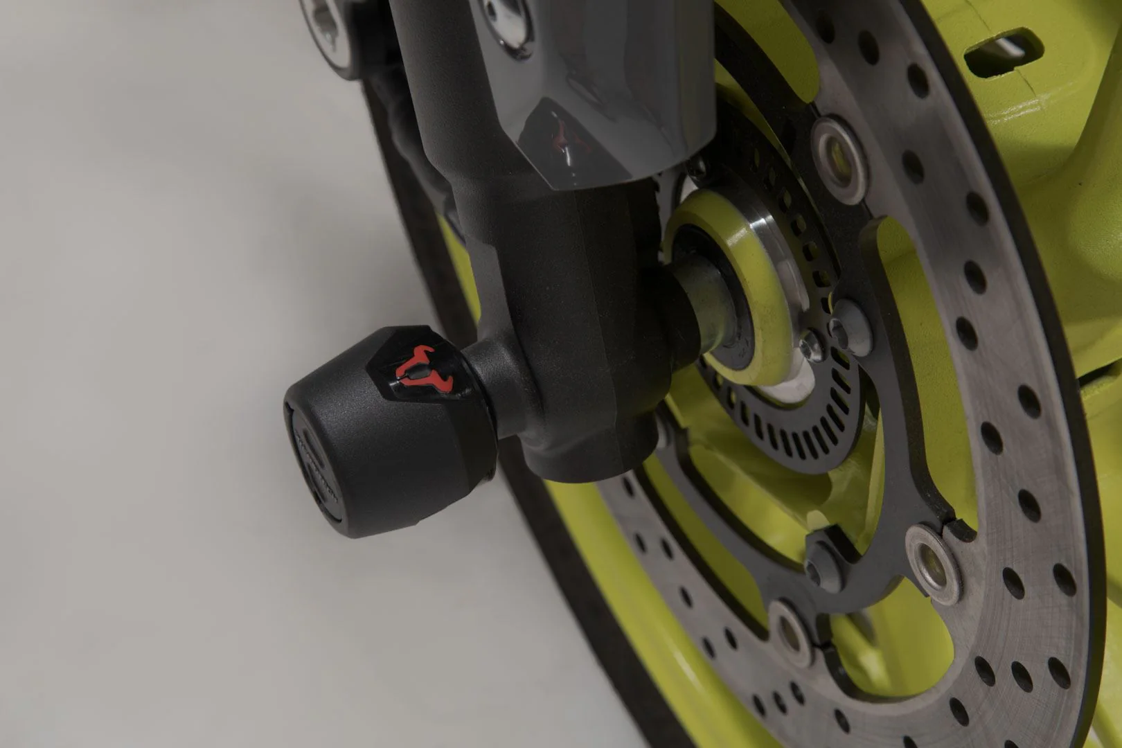 Slider Set for Front Axle Yamaha MT-09/Tracer (16-), Tracer 900GT Black - Image 5