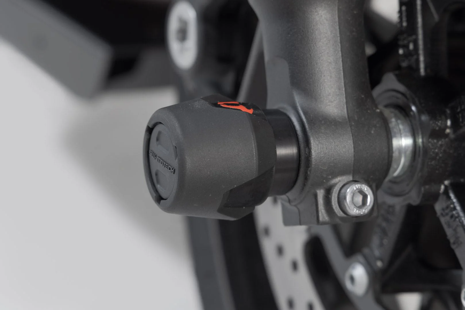 Slider Set for Front Axle Yamaha XT1200Z Super Ténéré (10-) Black - Image 5