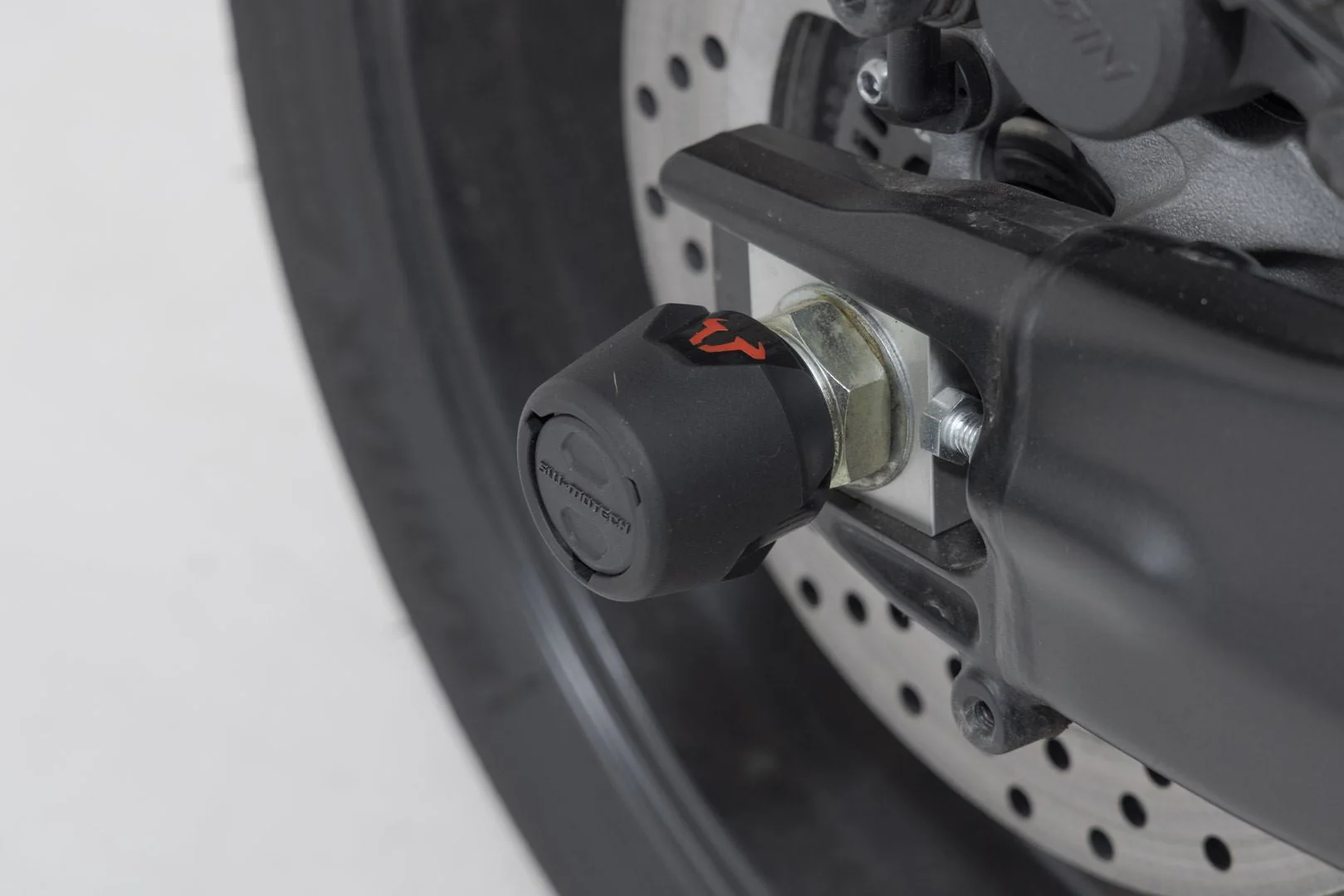 Slider Set for Rear Axle Yamaha MT-09 (20-) Black - Image 4