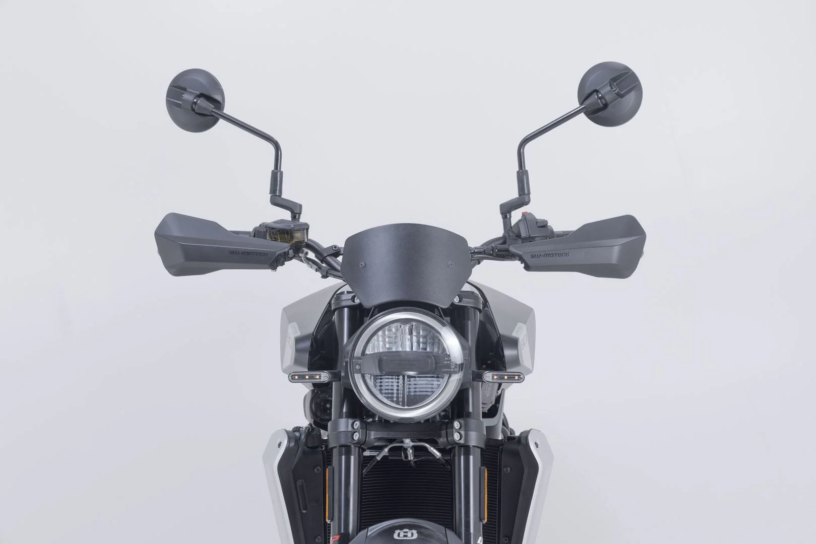 Sport handguard kit Black. Husqvarna Svartpilen 801 (24-). - Image 2