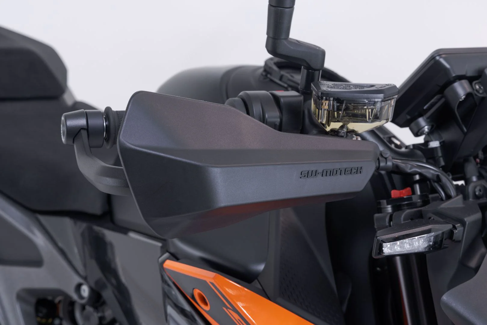 Sport handguard kit Black. KTM 990 Duke (23-). - Image 4