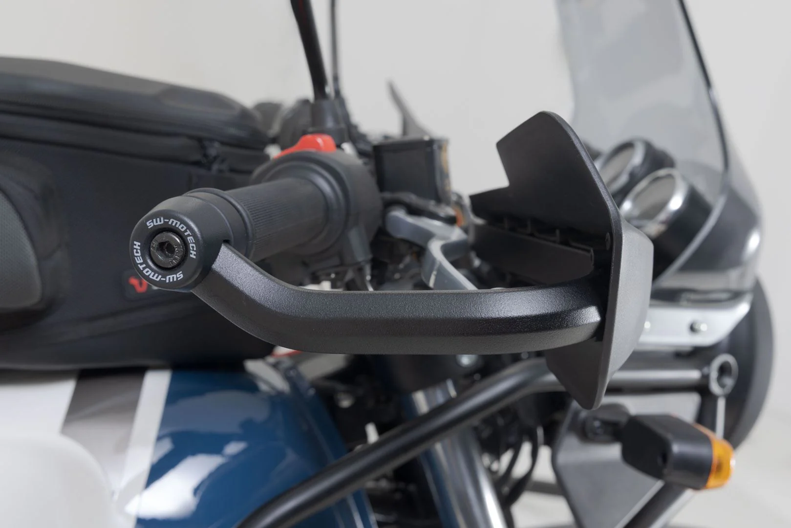 Sport handguard kit Black. KTM, Royal Enfield, Yamaha models - Image 5