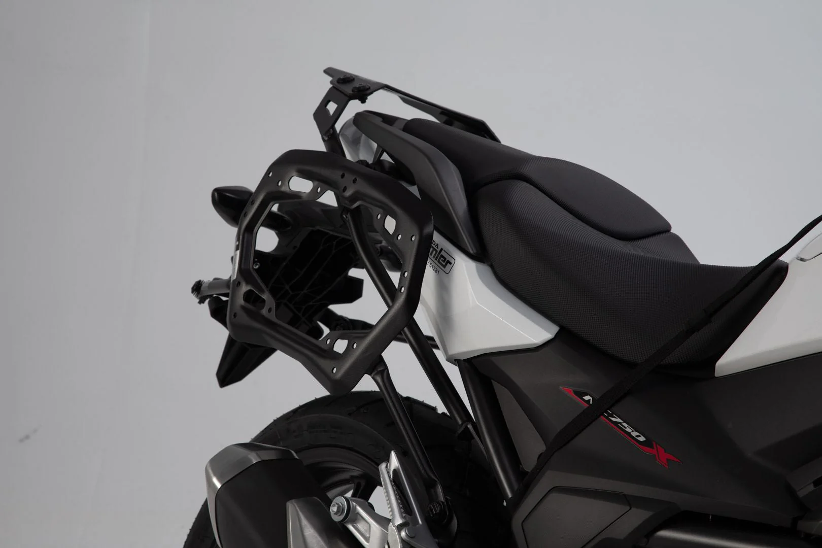 SysBag WP L/L system Honda NC750X/XD (16-20), NC750S/SD (16-) - Image 3