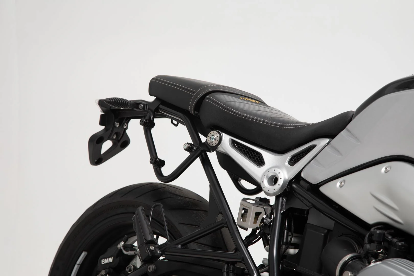SysBag WP S system BMW R nineT Scrambler (16-20) / Urban G/S (20-). - Image 3