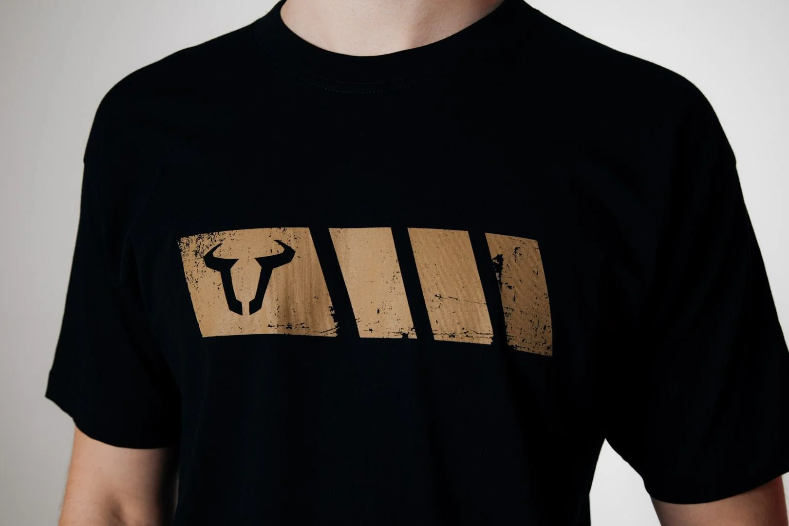 T-Shirt Legend Gear. Black. Men. Size S. - Image 7