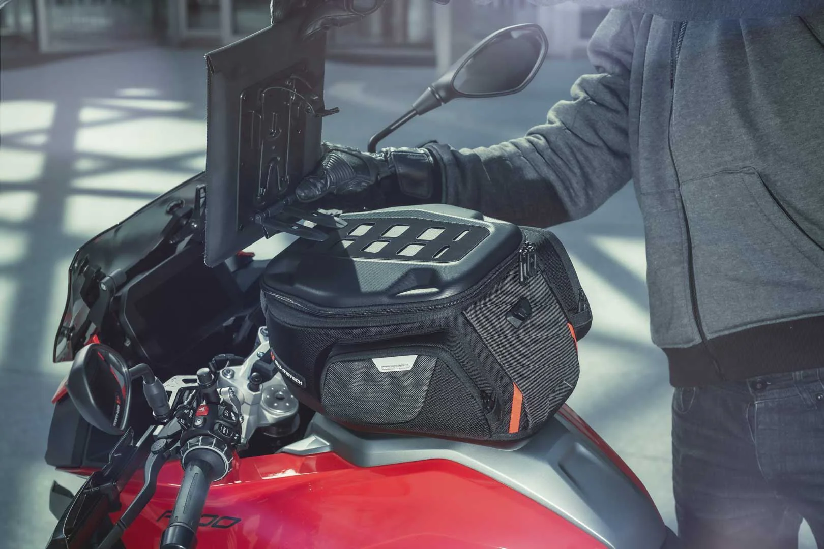 Tablet Drybag for MOLLE System Black - Image 4