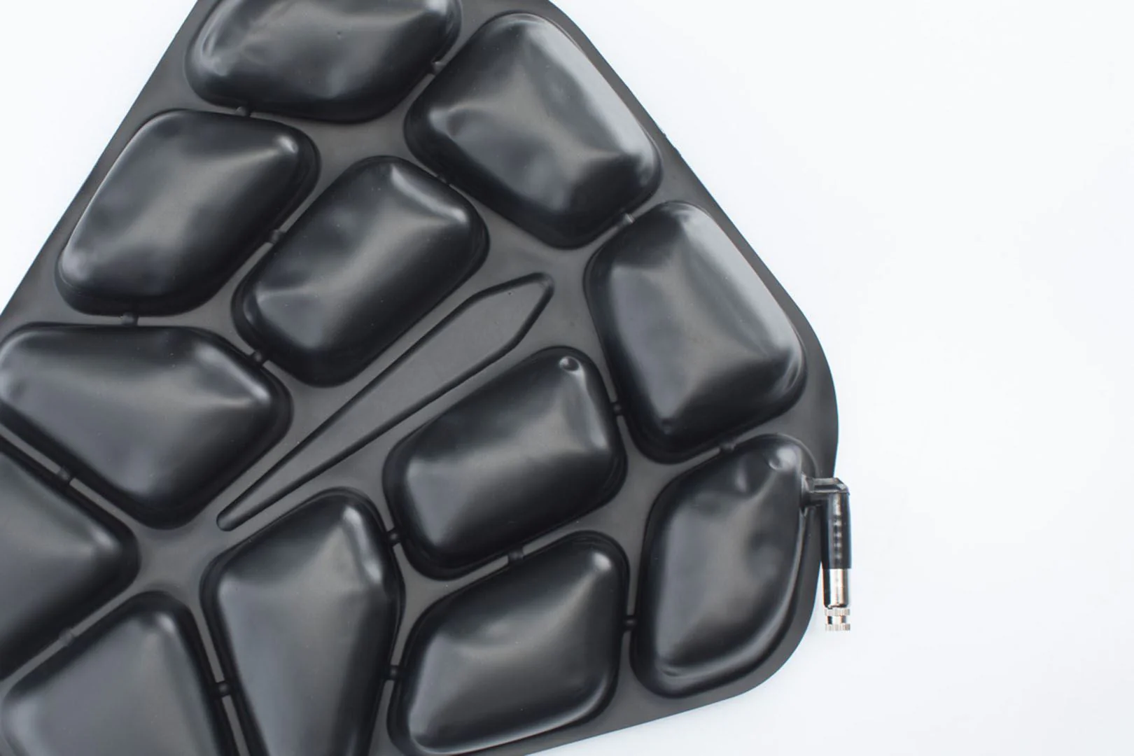 TRAVELLER PILLION cushion Black 22 x 30 cm With polyurethane air cushion - Image 2