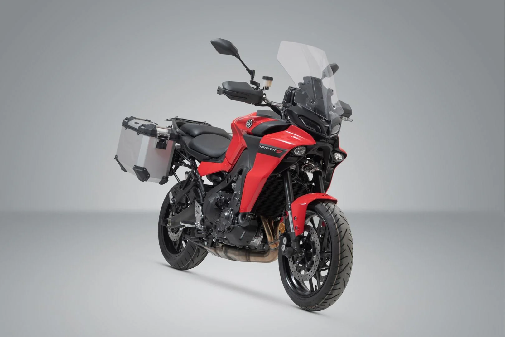 TRAX ADV Aluminium Case System 45/45 litre Yamaha Tracer 9 (20-) Silver - Image 2