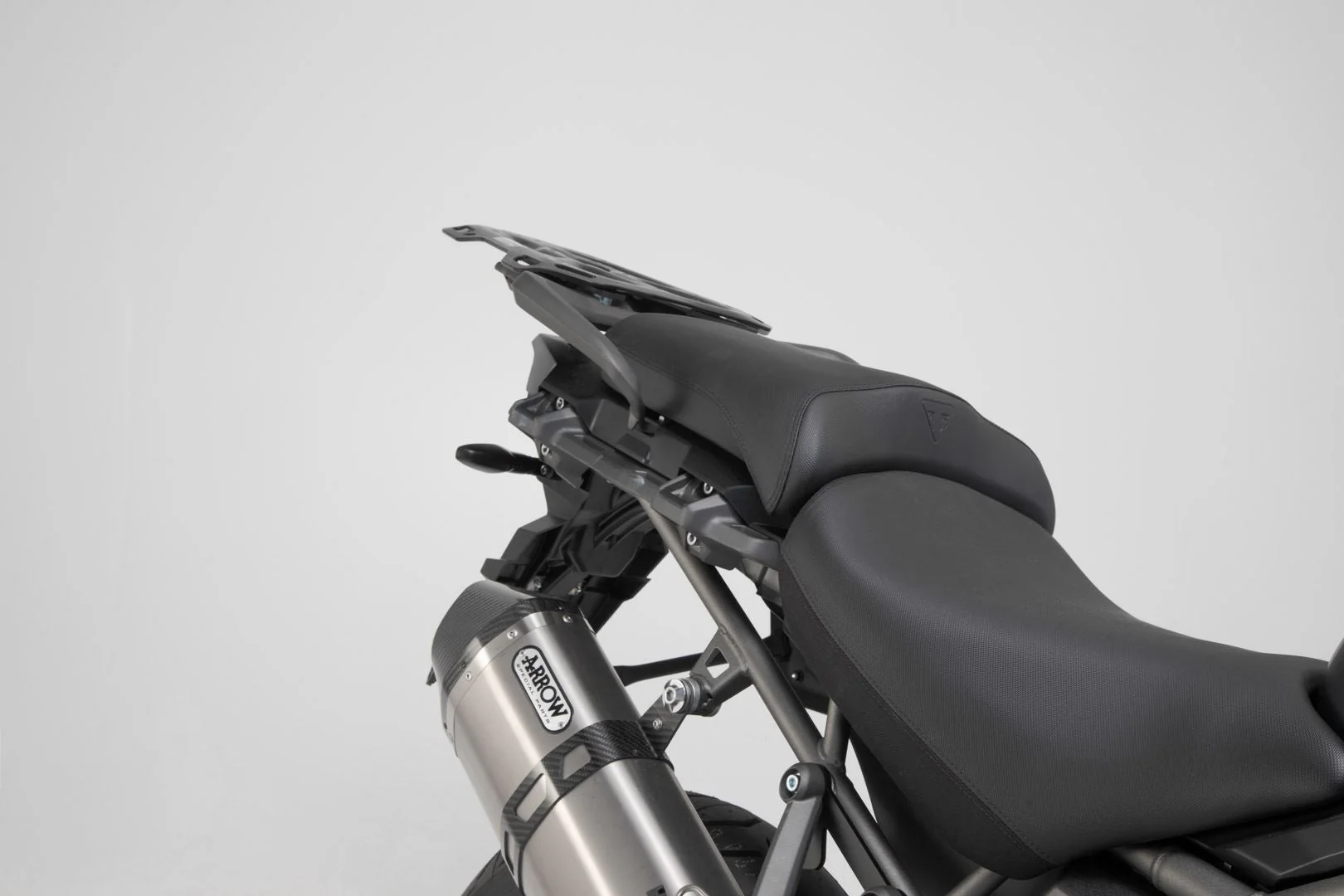 TRAX ADV Aluminium Case System 37/37 litre Triumph Tiger1200/Explor (11-) Black - Image 5