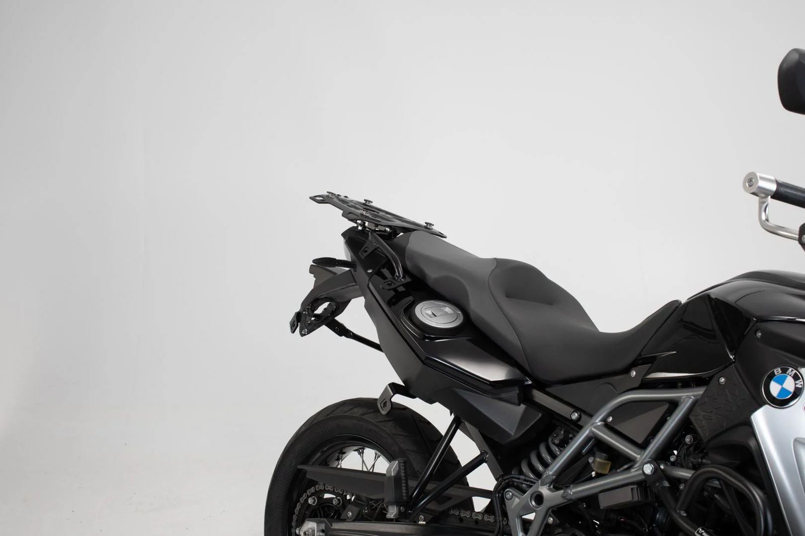 TRAX ADV Aluminium Case System 37/45 litre BMW F 800 / 700 / 650 GS (08-) Black - Image 3