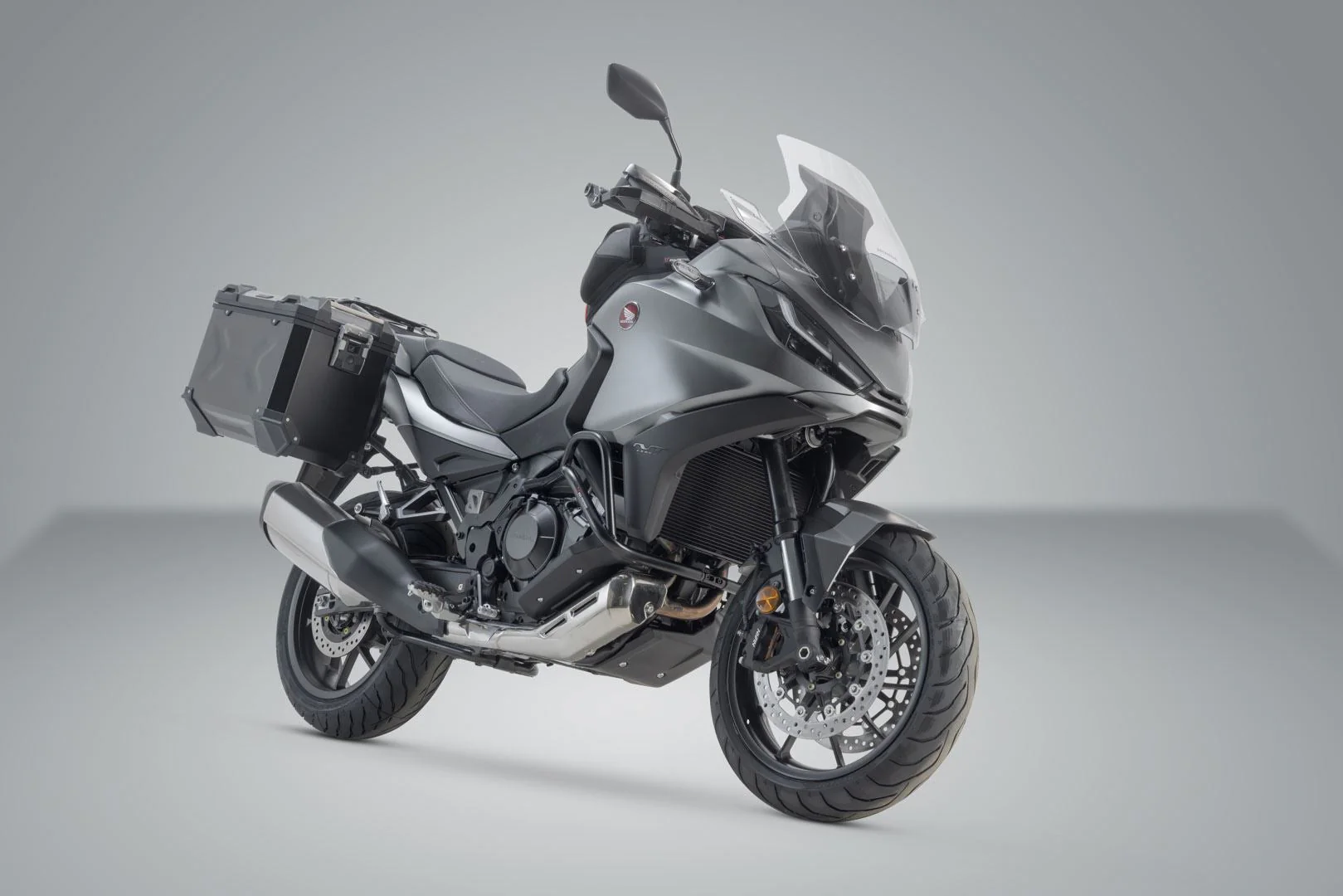 TRAX ADV aluminium case system Honda NT1100 (21-) 37/37 litre Black - Image 2