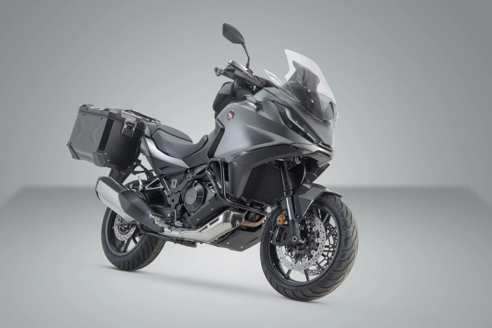 TRAX ADV aluminium case system Honda NT1100 (21-) 45/45 litre Black - Image 2