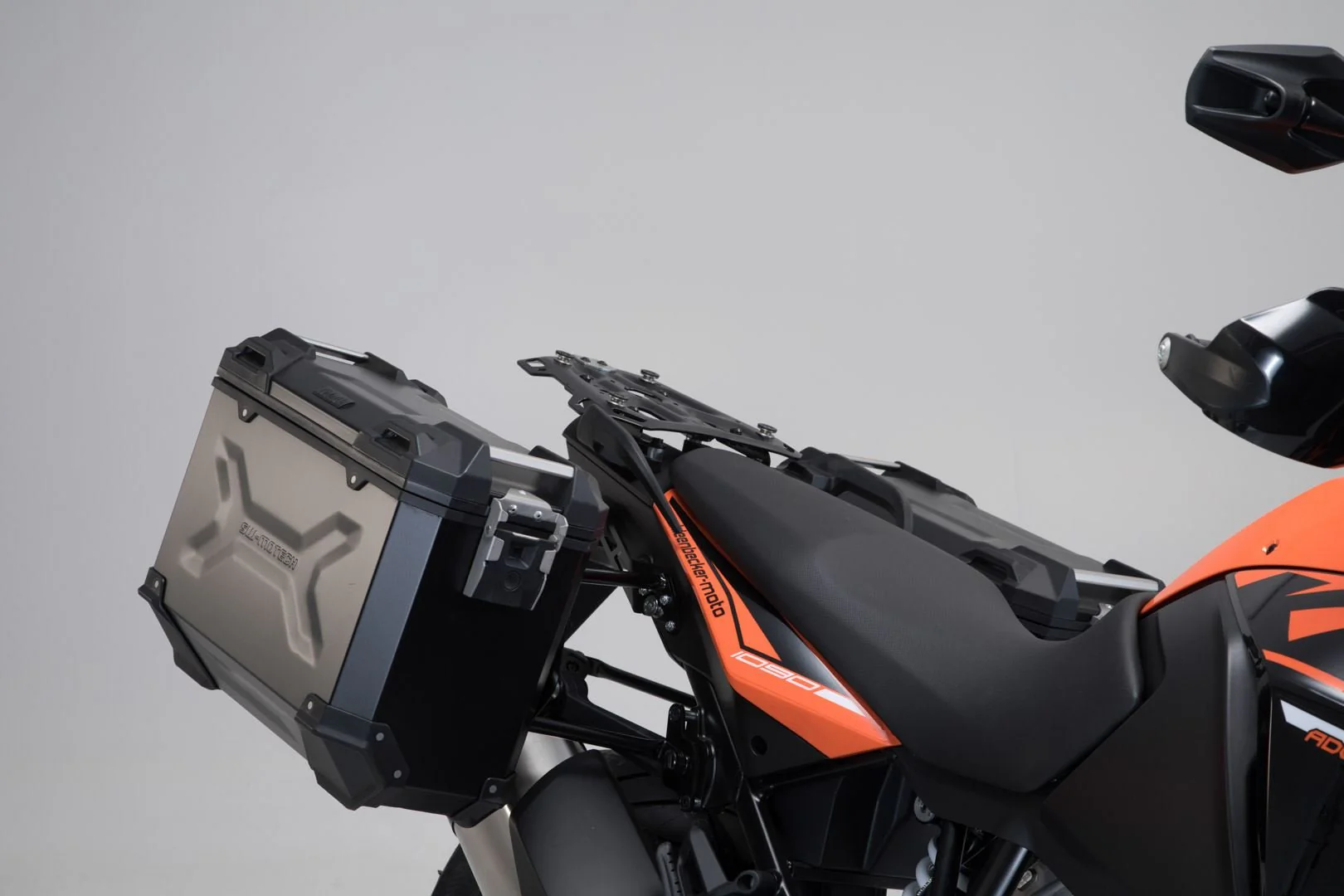 TRAX ADV Aluminium Case System 45/37 litre KTM 1050/1090/1190 Adv,1290 SAdv Silver - Image 2
