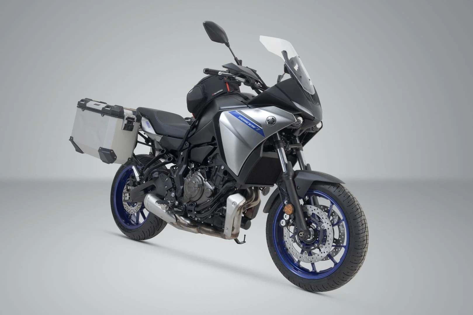 TRAX ADV aluminium case system Yamaha MT-07 Tracer (16-) 37/37 Litre Silver - Image 2