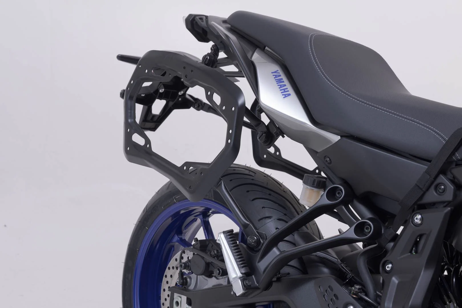 TRAX ADV aluminium case system Yamaha MT-07 Tracer (16-) 37/37 Litre Silver - Image 3