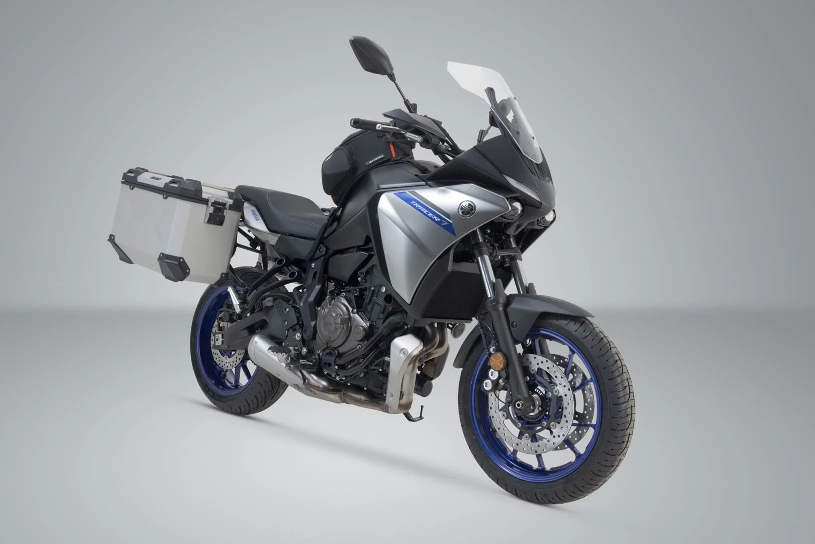 TRAX ADV aluminium case system Yamaha MT-07 Tracer (16-) 45/45 Litre Silver - Image 2