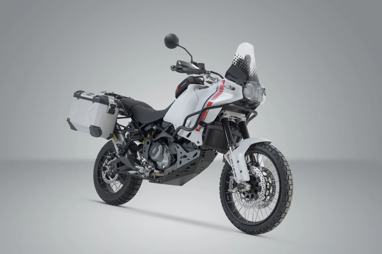 TRAX ADV aluminum case system US model Ducati DesertX (22-) 45/37 Litre Silver - Image 2