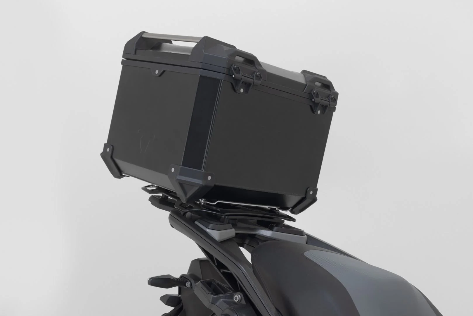 TRAX ADV top case system Black. BMW R 1300 GS (23-). BMW top case holder. - Image 5