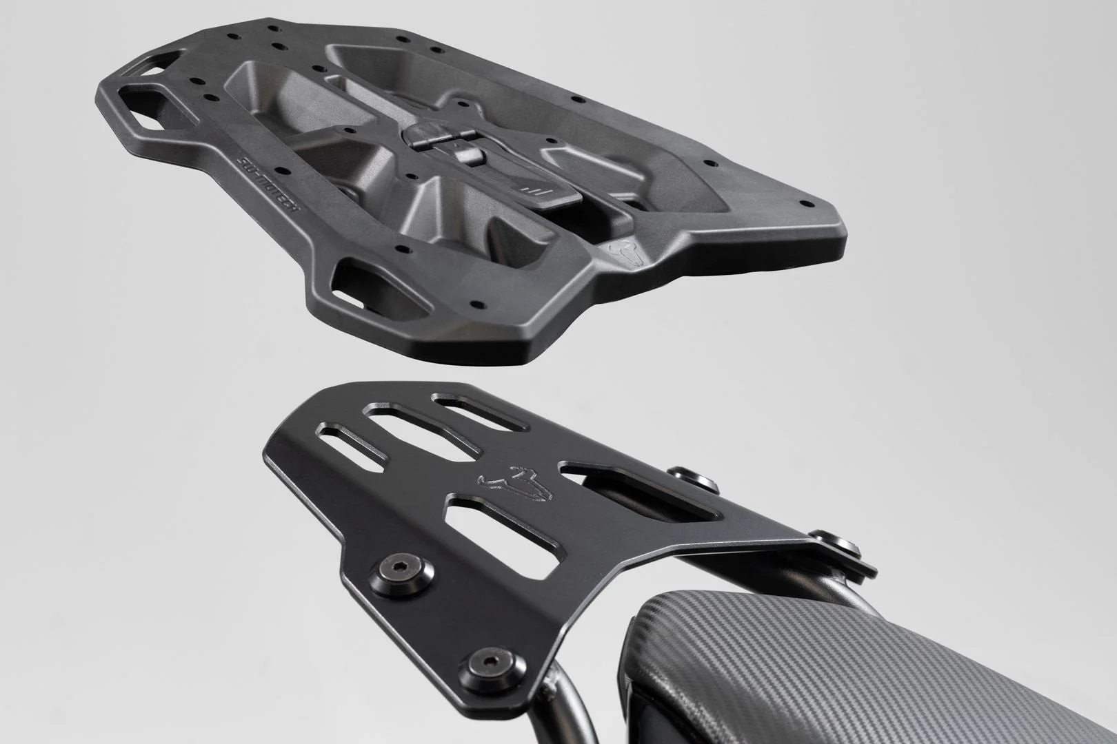 TRAX ADV top case system Black. Honda NC750X / NC750S (16-). - Image 3