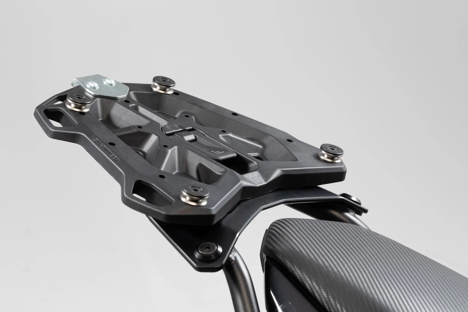 TRAX ADV top case system Black. Honda NC750X / NC750S (16-). - Image 4