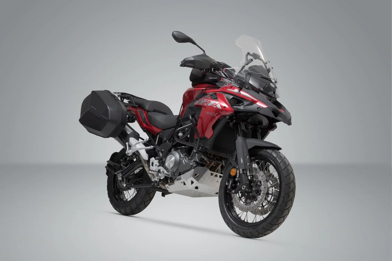 TRAX ADV top case system Silver. Yamaha Niken GT (22-). - Image 4