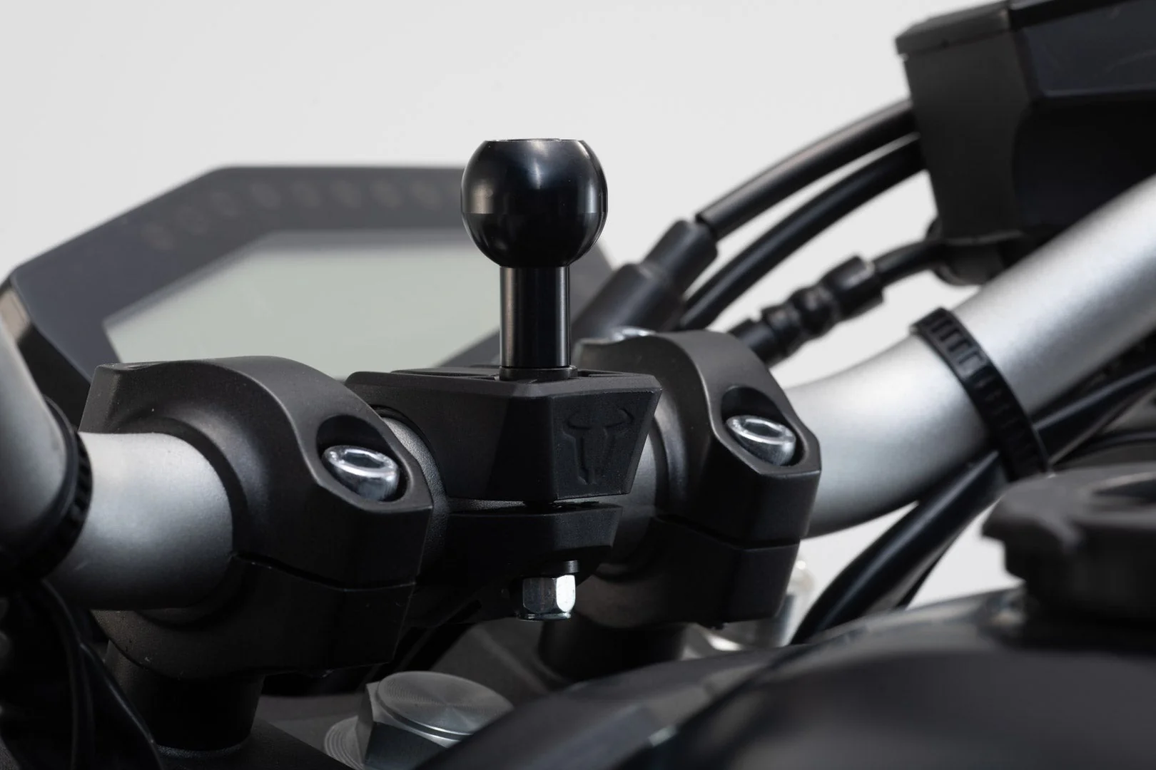 Universal X-Grip-Kit for large Smartphones Incl 1" Ball, Socket Arm, X-Grip IV Clamp - Image 4