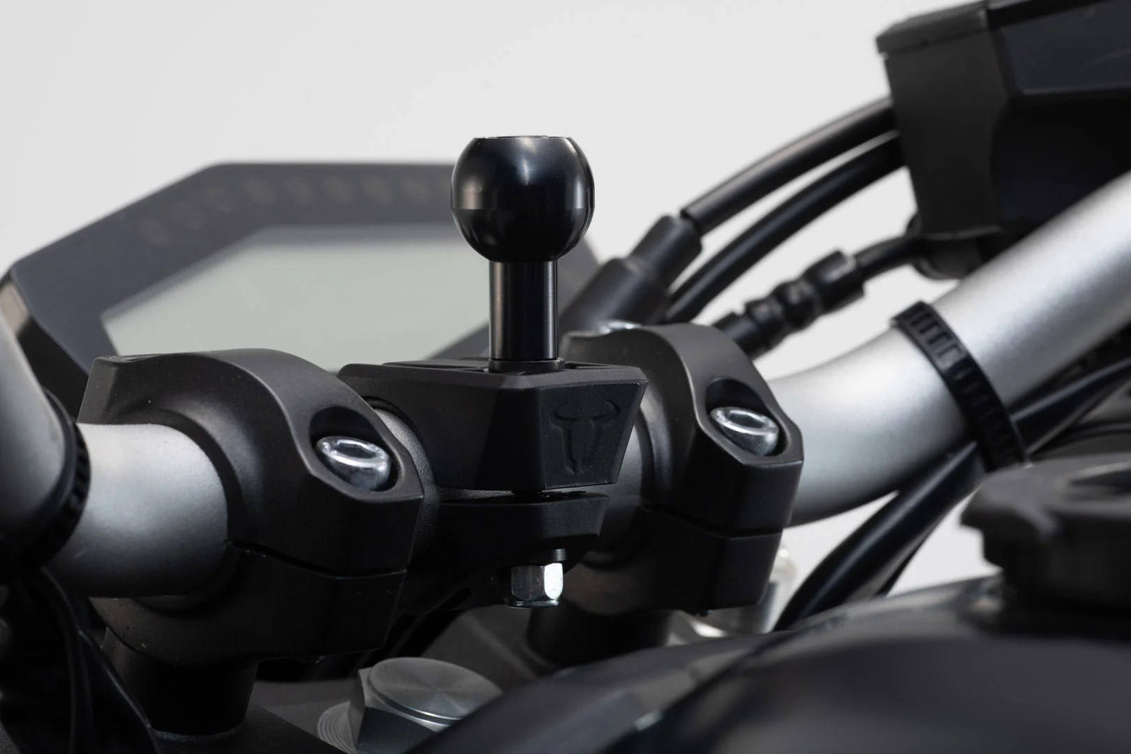 Universal X-Grip-Kit for large Smartphones Incl 1" Ball, Socket Arm, X-Grip IV Clamp - Image 9
