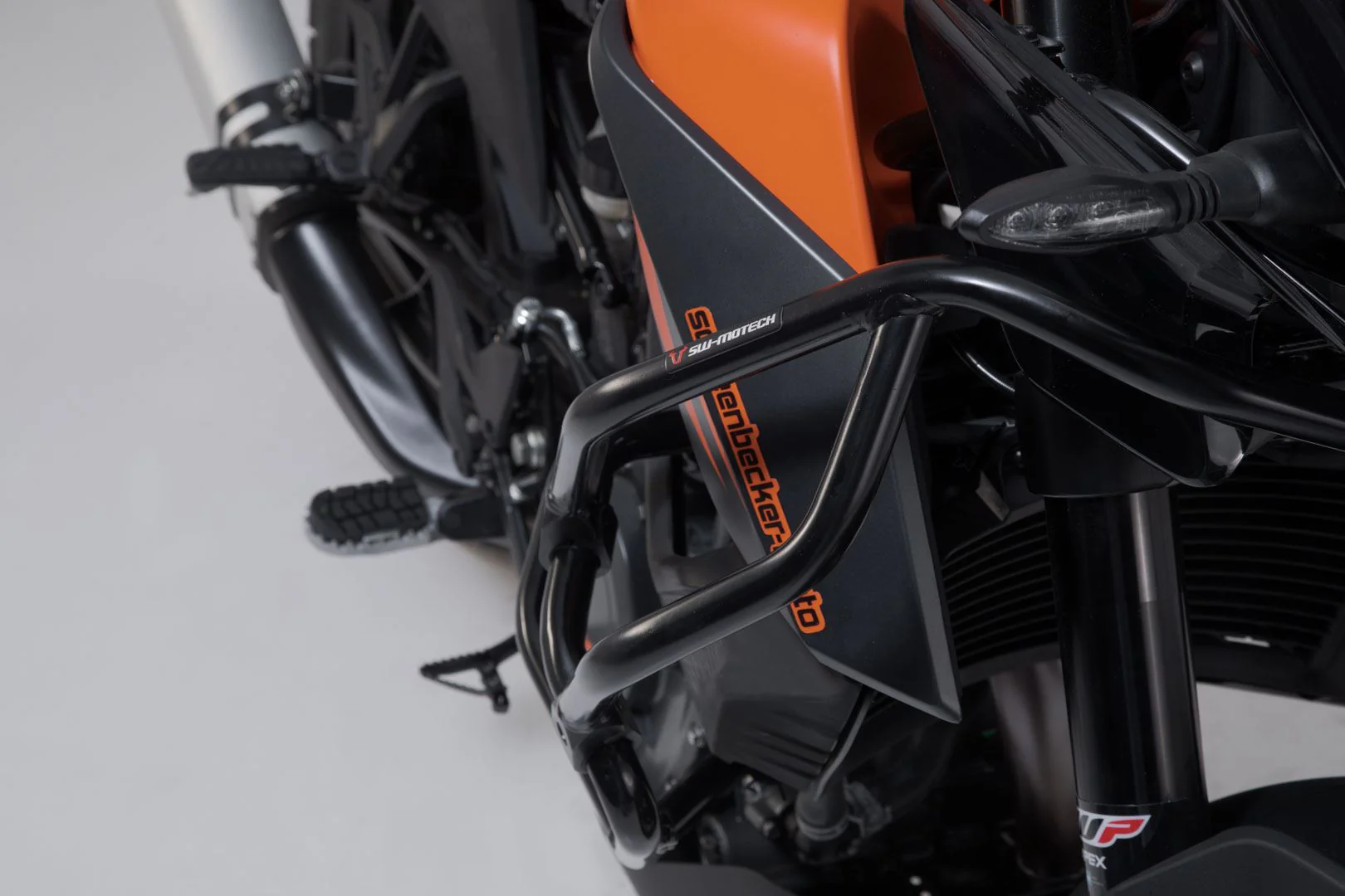 Crash bar KTM 390 Adv (19-)) UPPER CRASH BAR for orig KTM crash bar. Black - Image 4