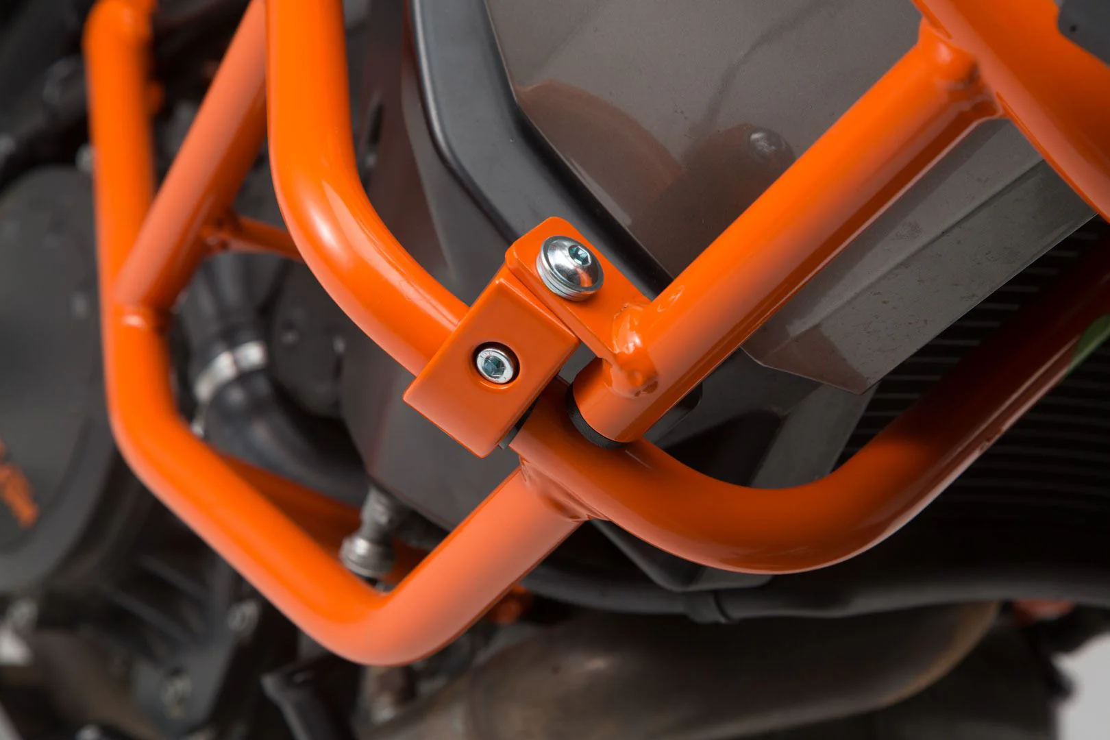 Crash bar KTM 1290 SAdv R / S (16-), 1090 Adv (16-) UPPER CRASH BAR for orig KTM crash bar. Orange - Image 5