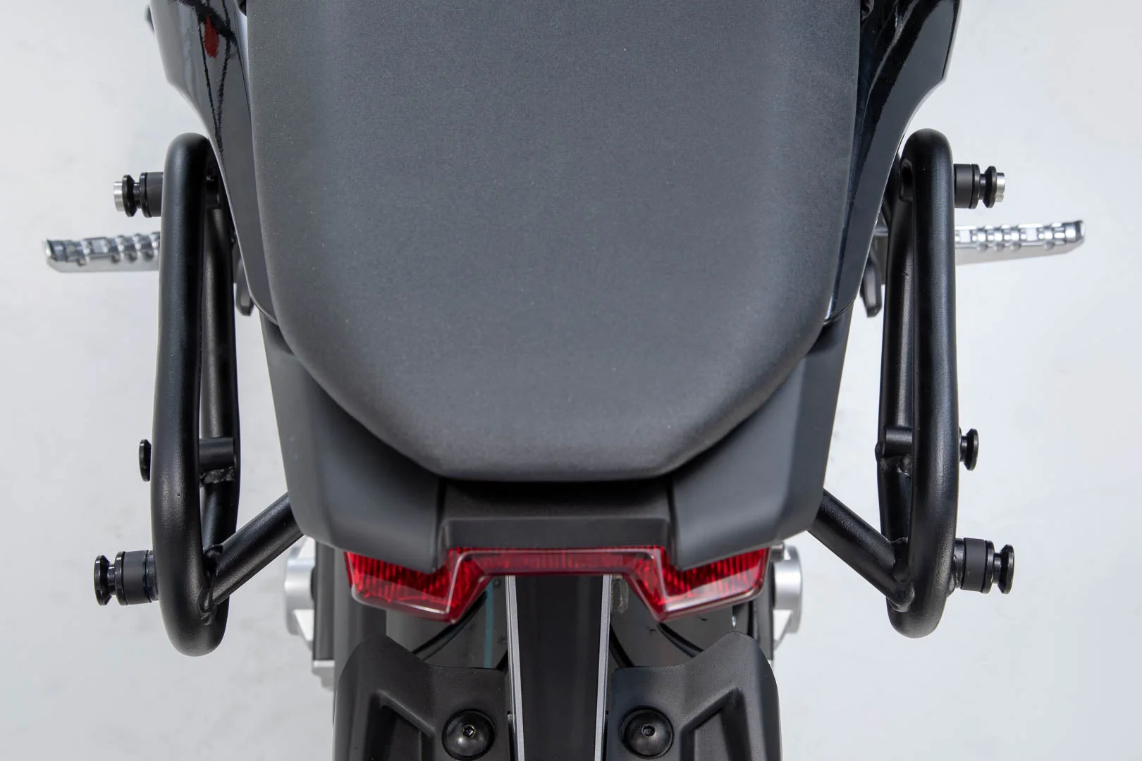 URBAN ABS Side Case System 2x 16,5 litre Yamaha MT-07 (18-) - Image 5