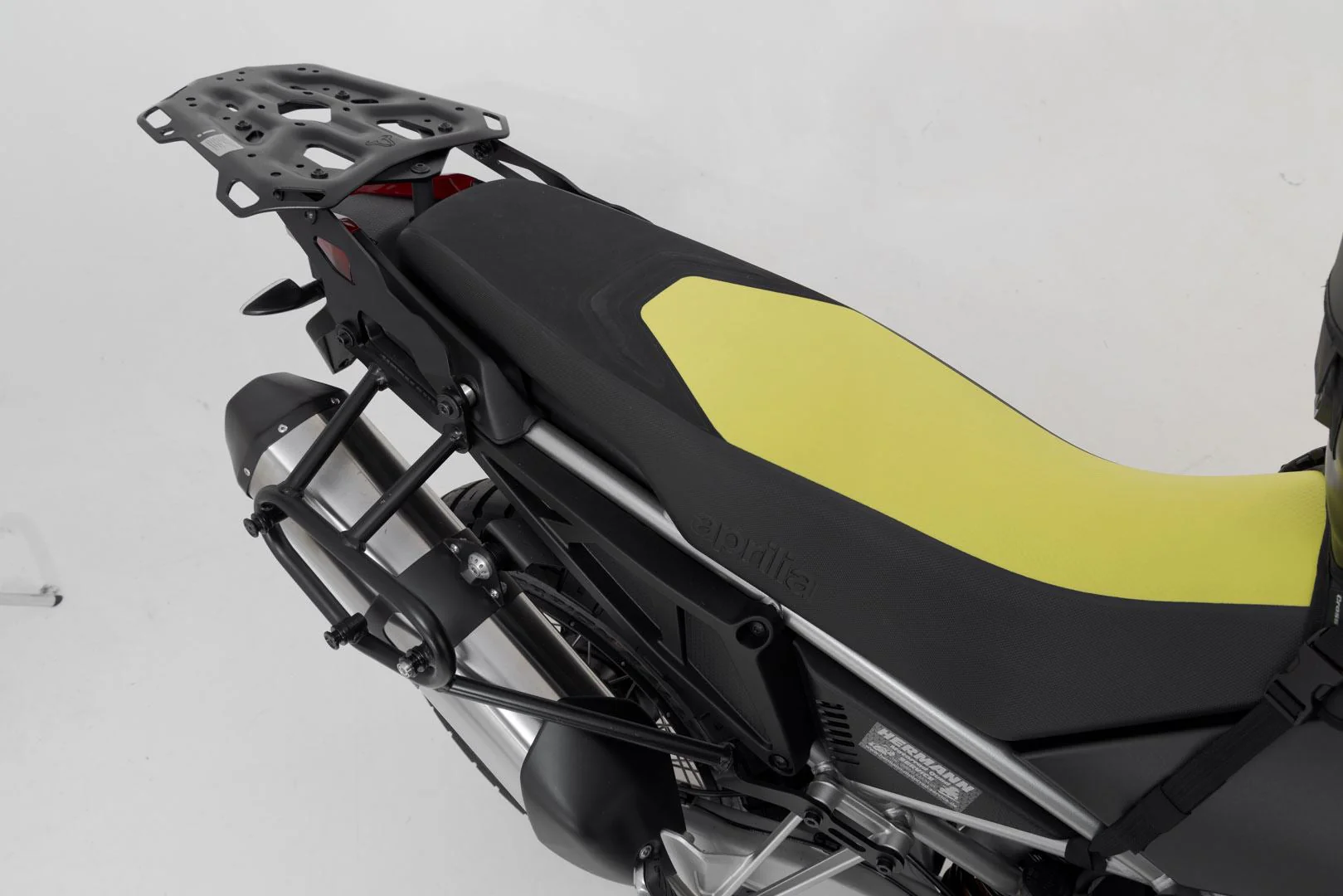 URBAN ABS Side Case System 2x 16,5 litre Aprilia Tuareg 660 (21-) - Image 4