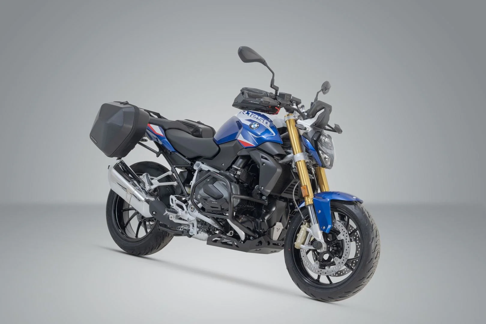 URBAN ABS side case system BMW R 1200 R (14-18), R 1250 R/RS (18-) 2x 16.5 Litre - Image 2