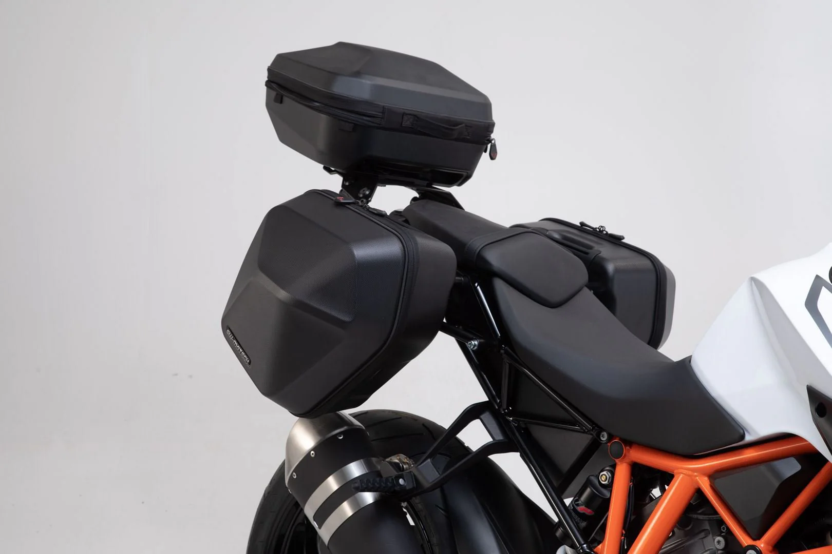 URBAN ABS Top Case System KTM 1290 Super Duke (16-19) Black - Image 4