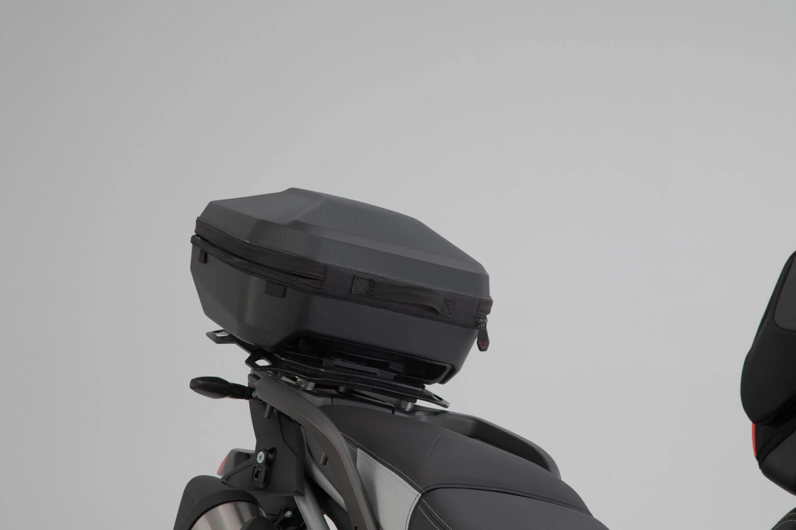 URBAN ABS top case system Triumph Tiger 900 (19-23) / 1200 (22-) Black - Image 5