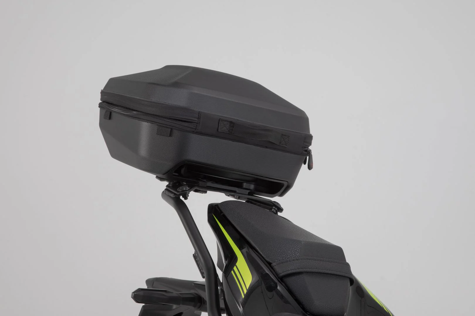 URBAN ABS Top Case System Kawasaki Z900 (16-) Black - Image 4