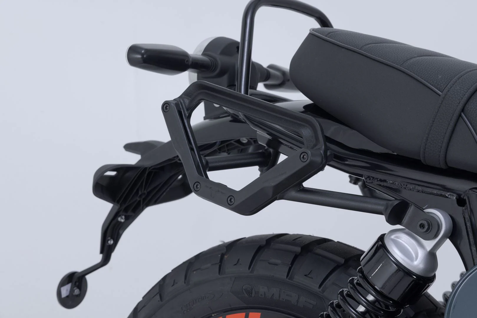 V-LOC Side Carrier right Triumph Street Twin/Cup 900, Speed Twin 900. - Image 4