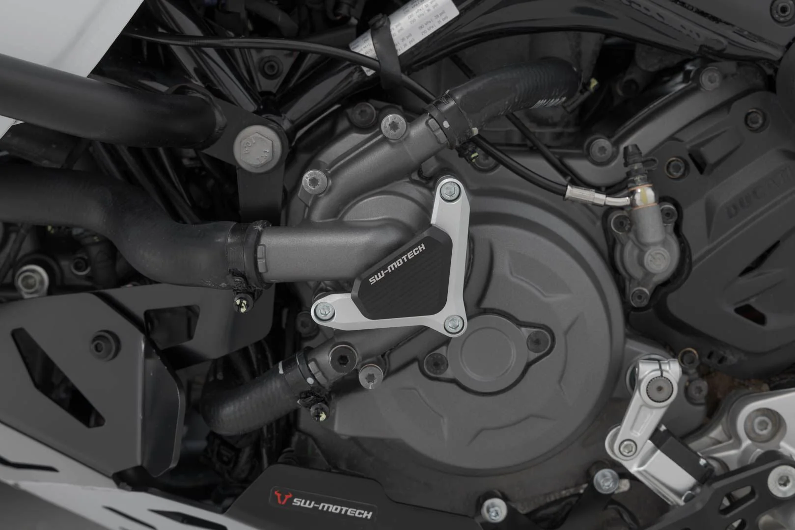Water pump protection Ducati models. Silver/black - Image 2