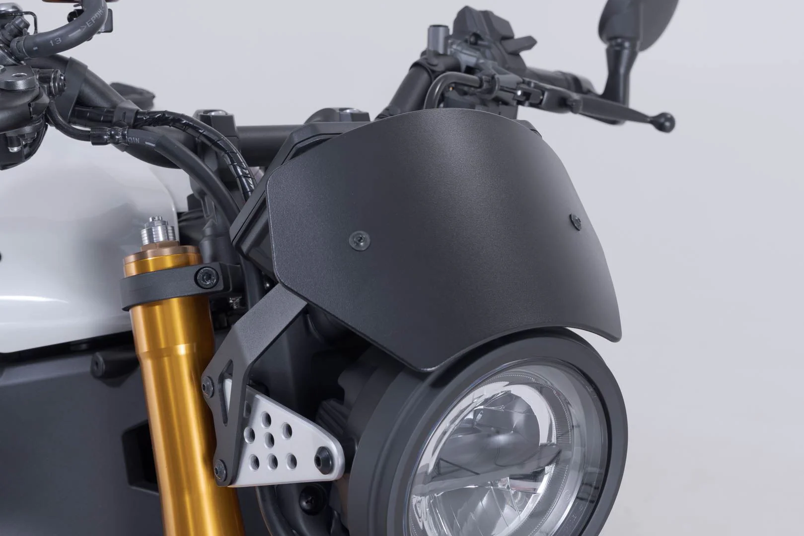 Windscreen Black. Yamaha XSR900 (21-). - Image 3