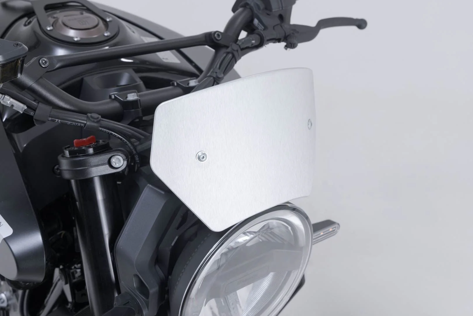 Windscreen Grey. Husqvarna Svartpilen 801 (24-). - Image 5