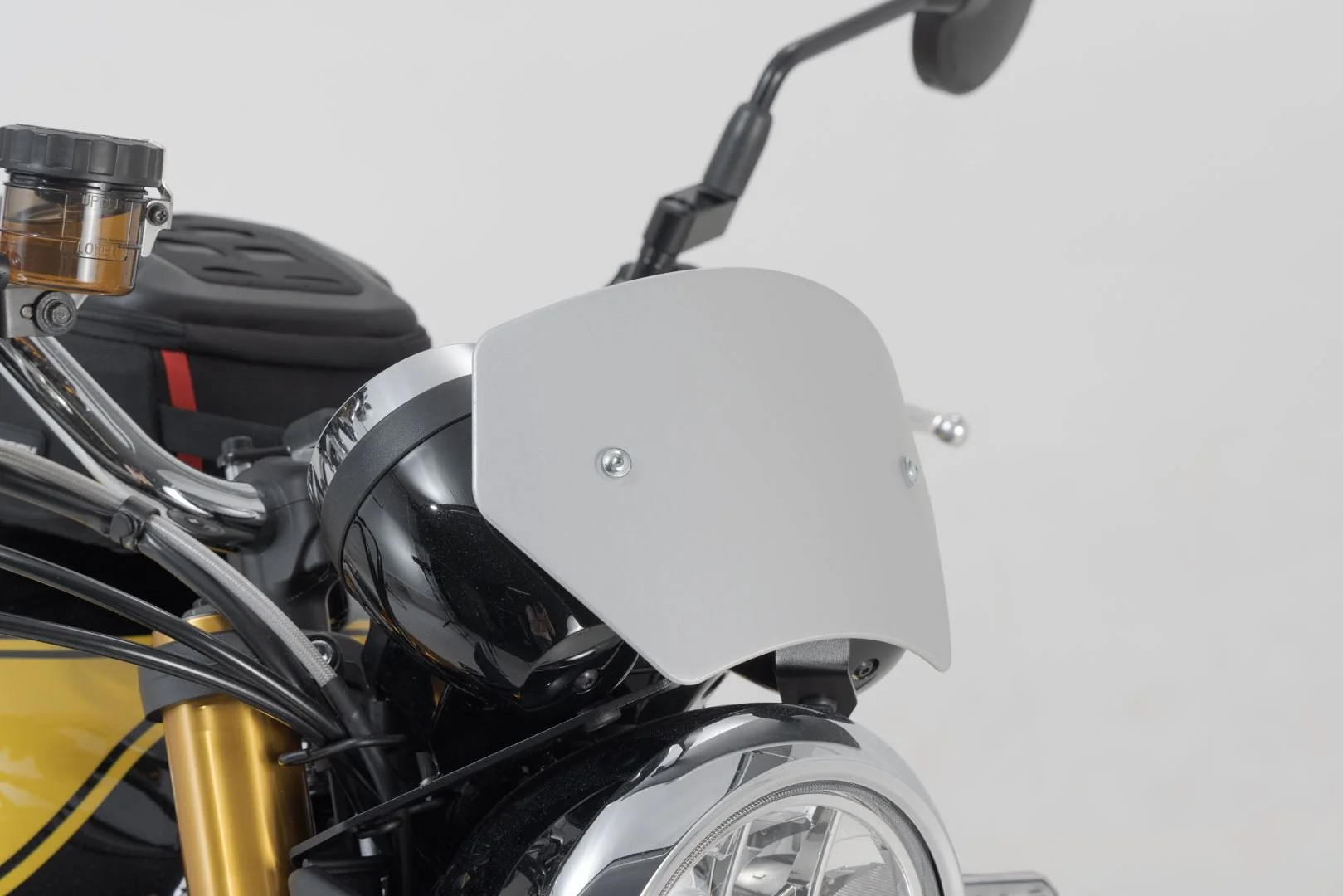 Windscreen Kawasaki Z900RS (17-). Silver - Image 3